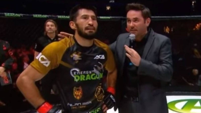 Арман Оспанов ресейлік файтерді бірінші раундта нокаутқа жіберді – толық видео