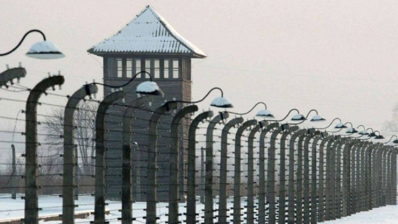 Қазақ тілін білмейтіндерді Ресейге депортациялап, лагерьлерге қамайық