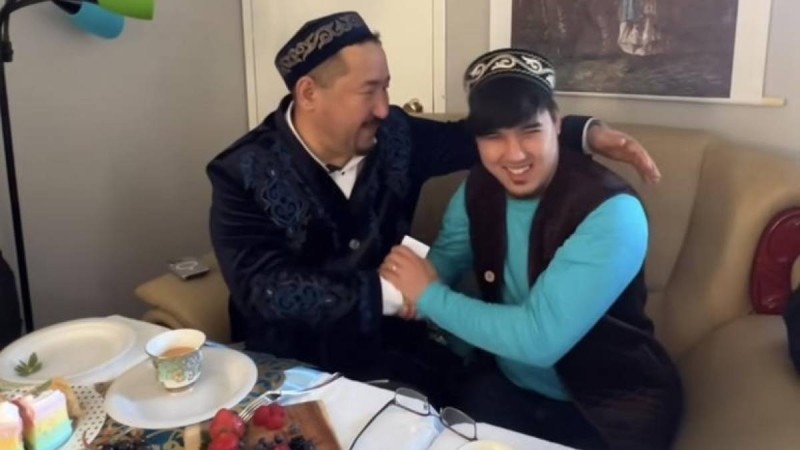 Нұрлан имам Филадельфияда екі жастың некесін қиды