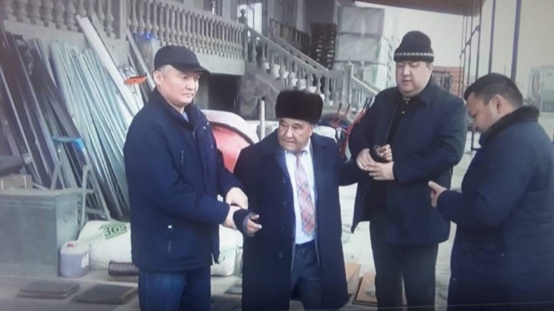 Кентауда «пара алмаймын» деген әкім парамен сотталып кетті