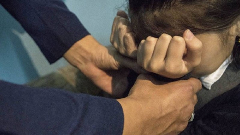 Қарағандыда 13 жасар қызды зорлап, жүкті қылған имам қыз өзі келіскенін айтып арызданды