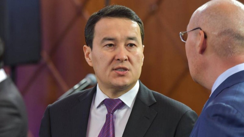 Оқушыларды ауыр сөмкелерден арылту қажет – Смайылов