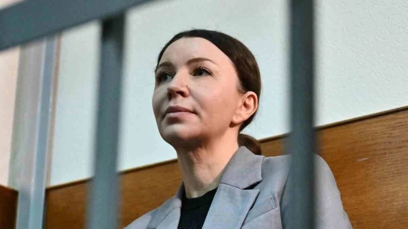 Танымал блогер Елена Блиновская бес жылға бас бостандығынан айырылды