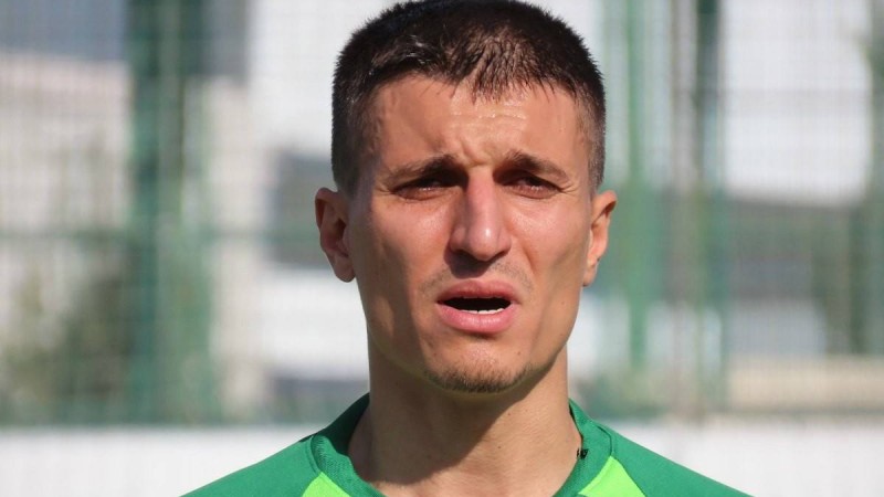 Түрік футболшысы коронавирустың белгілері бар бес жасар баласын өлтірді - Қазақстан жаңалықтары