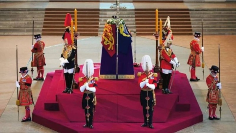 II Елизаветаның табытын күзеткен сарбаз өлі табылды