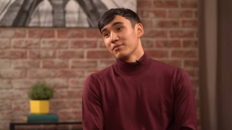 Блогер NNNurdaulet: Анам пирамидаға кіріп, 25 млн теңге қарызға батты