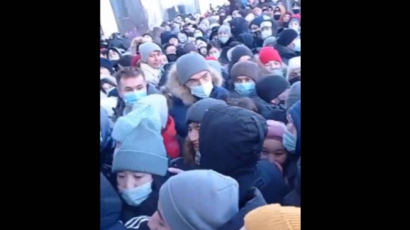 Сәуле Әбілдаханқызы: Бізде бес мың үшін тыржалаңаш дүкенге де келген