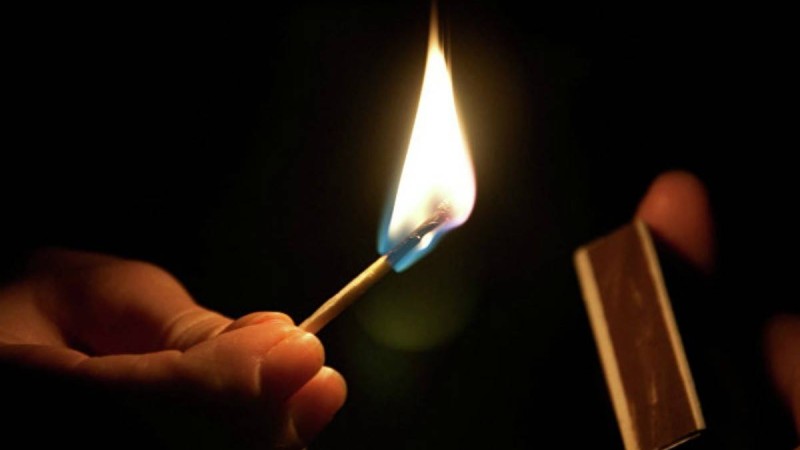 ШҚО-да үш жасар бүлдіршін өзінің әпкесін байқаусызда өртеп жіберген - Қазақстан жаңалықтары