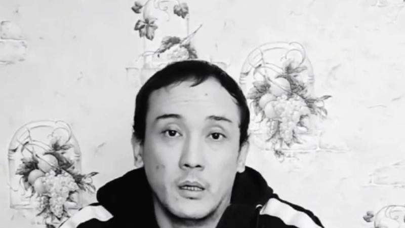 Жедел жәрдем жүргізушісін соққыға жыққан Нұрболат Дәкебаев қазақстандықтарға видеоүндеу жолдады