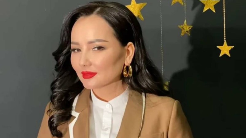 "Қайда барарын білмей жүрген орыстарды көріп көзіме жас келді" - Жазира Байырбекова