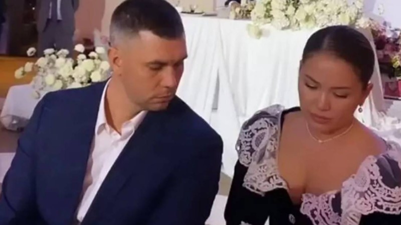 "Біреудің күйеуін көрсетіп несі бар?" (видео)