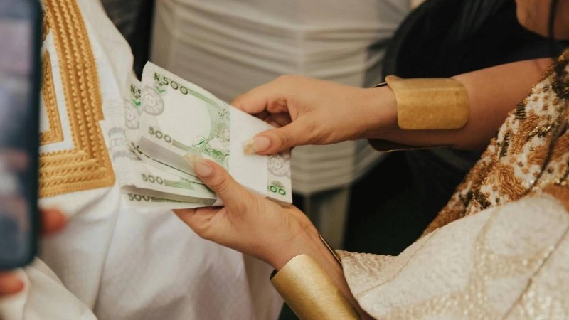 Қазақстандықтар тойдан түскен ақша мен сыйлықтарды декларациялауға міндетті