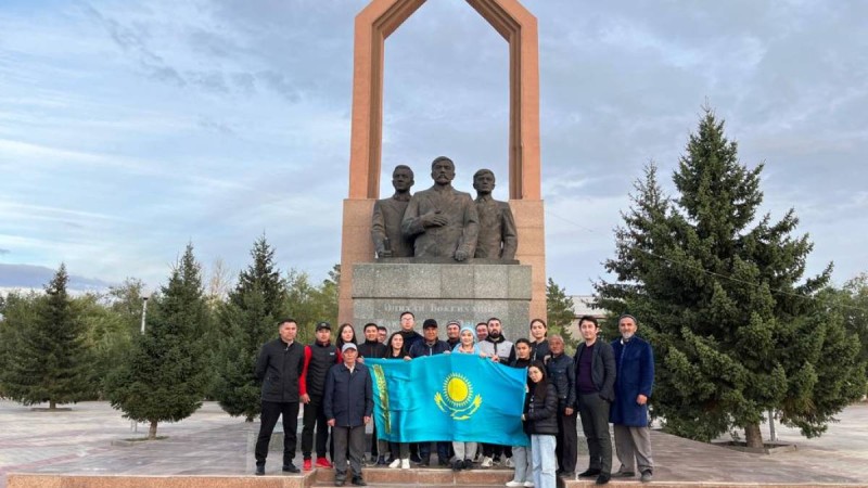Қарағанды жастары Әлихан Бөкейхан рухына тағзым етіп, құрбандық шалды