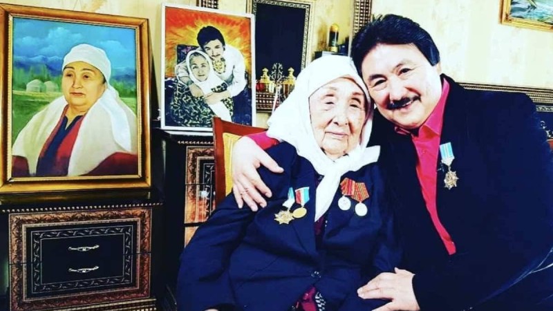 Марат Омаровтың анасы қайтыс болды - Қазақстан жаңалықтары