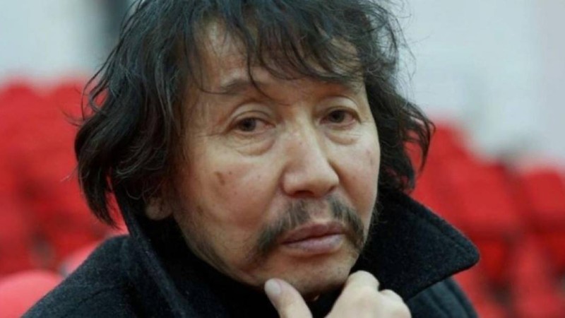 "Аллажар". Режиссер Қалдыбай Әбеновке ескерткіш-тақта орнатылды