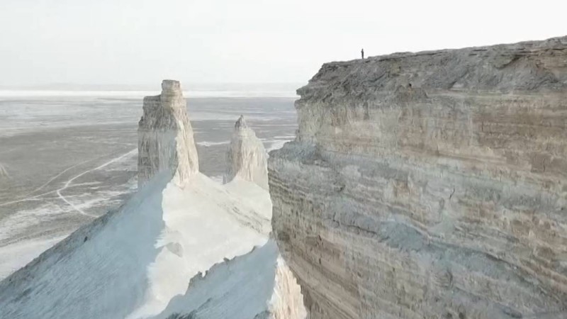 Америкалық жазушы: Бозжырадағы құрылыс — қазақ халқына қарсы қылмыс