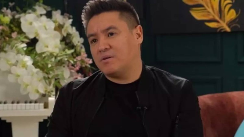 "Ауылдың қызы": Қайрат Түнтеков алғаш рет келіншегі жайлы айтты (Видео)