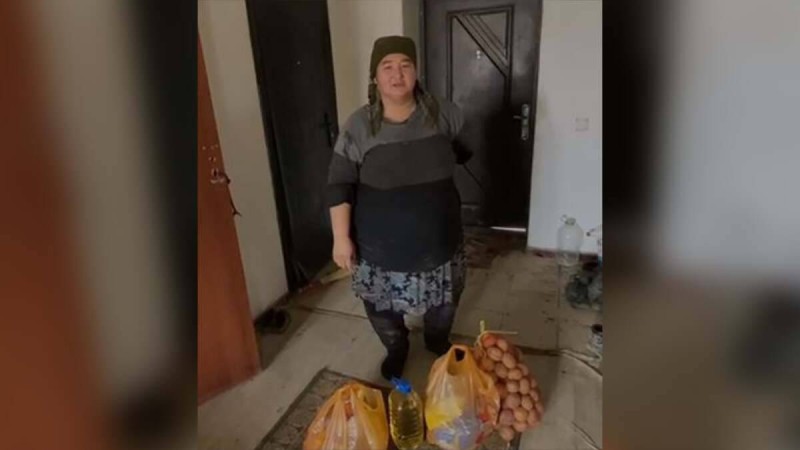 Арыстық полицейлер жалғызбасты аналар мен мұқтаж отбасыларға қол ұшын созды