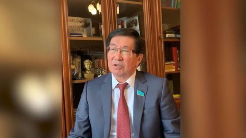 Депутат үш дәрежелі Даңқ ордені иегерінің өмір жолы туралы әңгімелеп берді