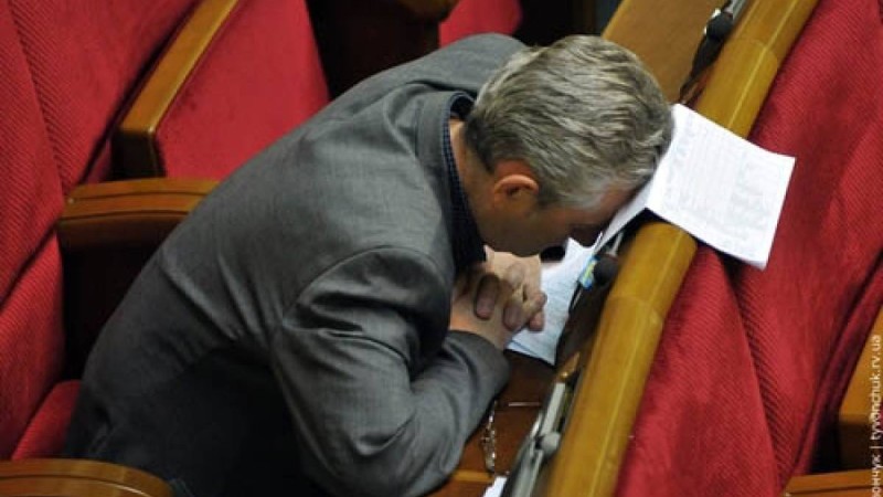 Депутаттарды оқытуға бюджеттен 647 миллион теңге бөлінеді (видео)