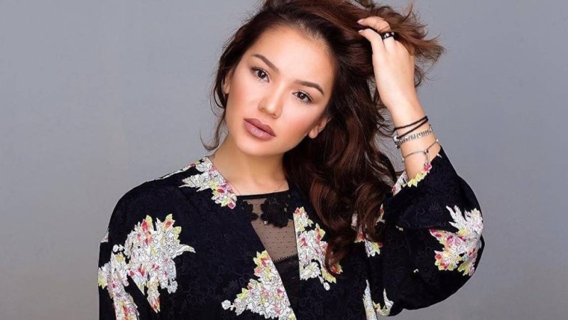 Мақпал Исабекова: Анам өзінің ұйғыр екенін елге айтпай-ақ қой деп өтінген еді