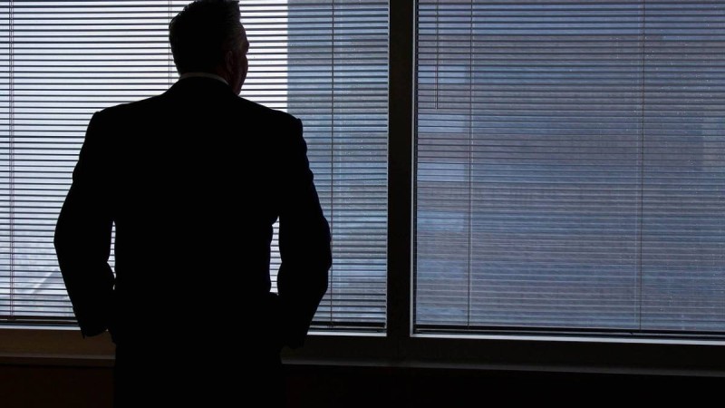 Бизнесмен қылмыскерлерді түрмеге отырғызбай, жер аударып жіберу ұсынылды