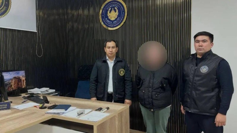 Алаяқтар қайтыс болған баланың еміне ақша жинаған