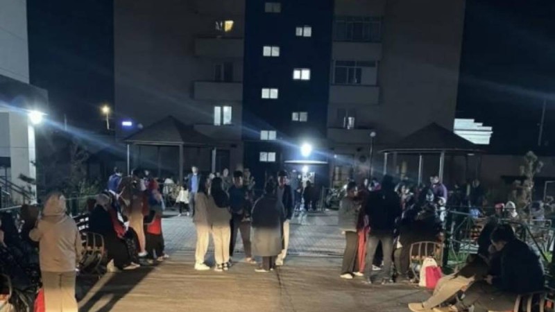 Алматыдағы жер сілкінісінен тұрғындар үйлерін тастап қашуға мәжбүр болды