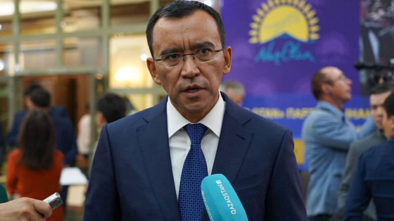 Ресей азаматтары Қазақстанға келгісі келсе шектемеуіміз керек – Әшімбаев