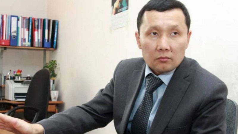 Шұғыл түрде заңдарды өзгертіп, шекараны жабу керек! - Абзал Құспан