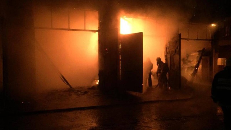 Алматыда 20 көлік өртеніп кетті