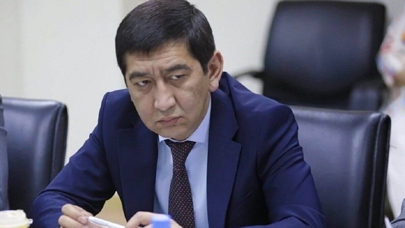 “Түрмеде ет асып, ет жеп отырған шенеуніктерді көрдік” - Ринат Зайытов