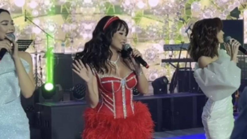 Баян Мақсатқызы 50 жас мерейтойын дүркіретіп тойлап жатыр