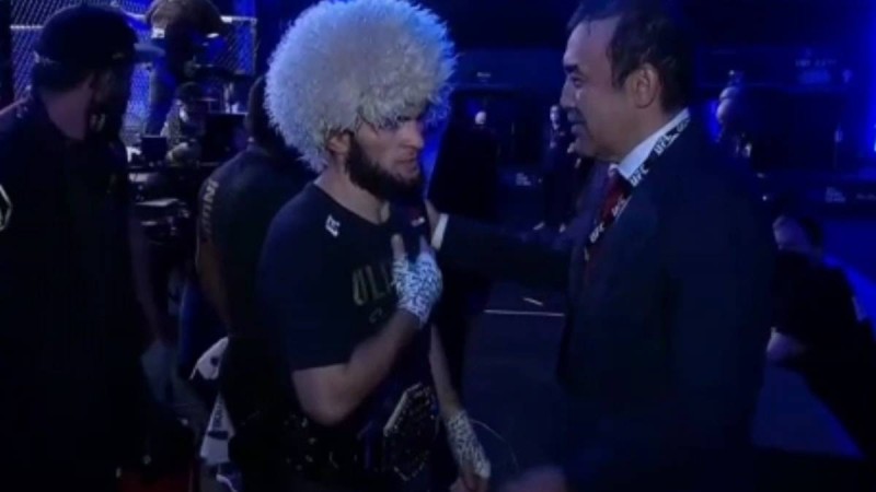 ҰҚК басшысы Кәрім Мәсімов Хабибті жеңісімен жеке құттықтады (видео)