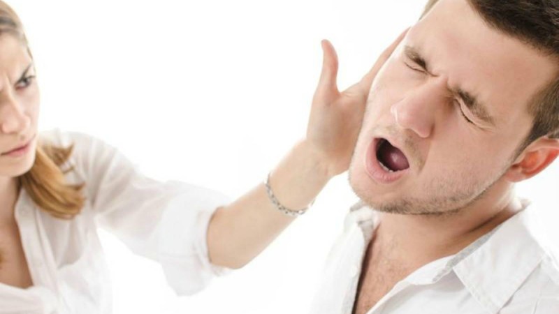 Көкшетауда 3 әйел ер адамды ұрып тастаған - Қазақстан жаңалықтары