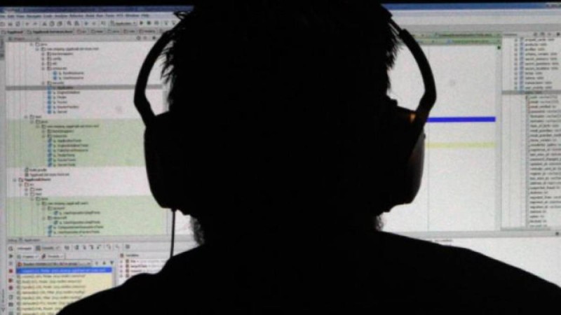 Телефонда тыңдайтын құрылғы бар-жоғын қалай анықтауға болатыны айтылды