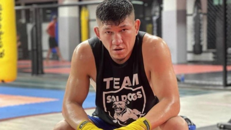 Қазақстандық файтер Қуат Хамитовты жекпе-жекке шақырды