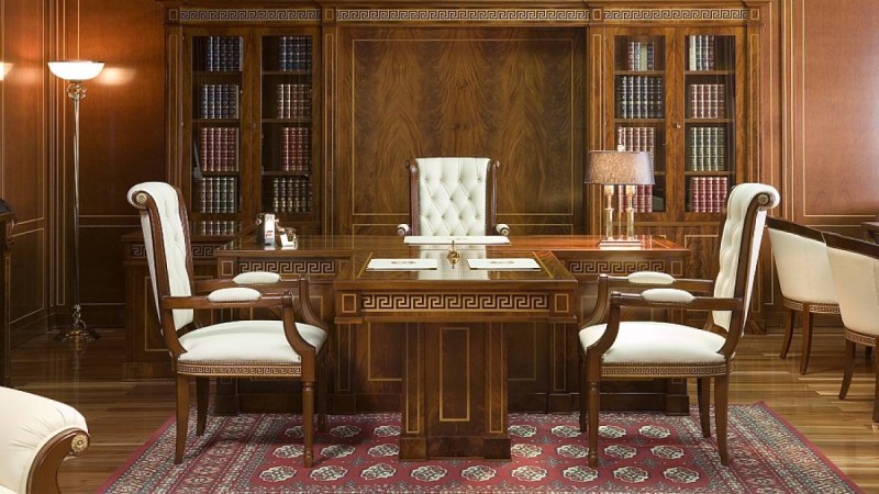 Экс-министрге халықаралық іздеу жарияланды