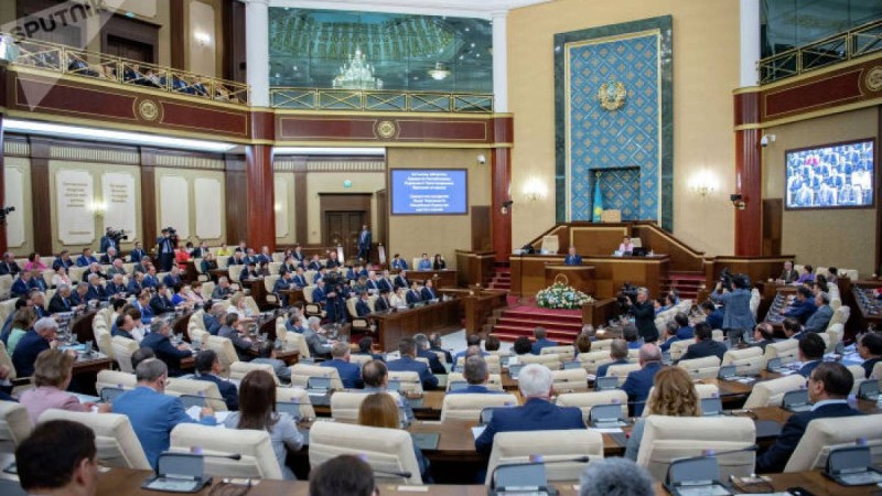 Қазақстанда парламенттік оппозиция пайда болады – мәжіліс заң жобасын мақұлдады