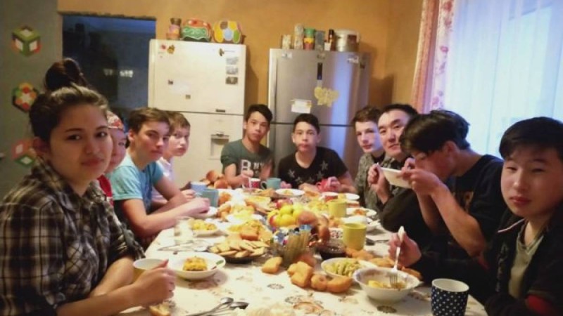 13 баласы бар отбасының карантиндегі өмірі