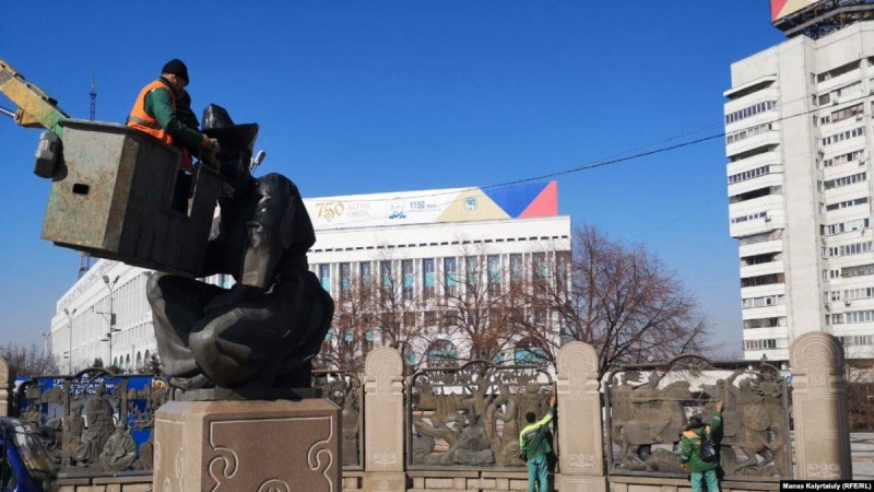 Алматы мен Нұр-Сұлтанда полиция митингі өтеді деген аумақта белсенділерді ұстай бастады