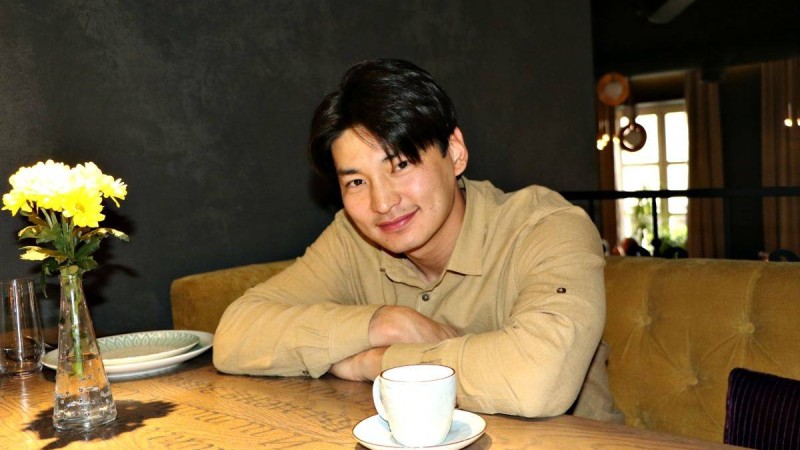 "Мына сұхбатты мамам оқыса ұрысады": Аян Өтепберген намаз, ең көп гонорары және балаларының есімі туралы - Қазақстан жаңалықтары