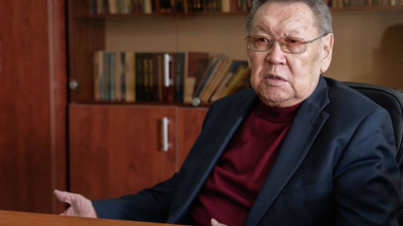 Режиссер Обаев Әуезов театрындағы жанжал туралы: шындықты неге бұрмалайды?