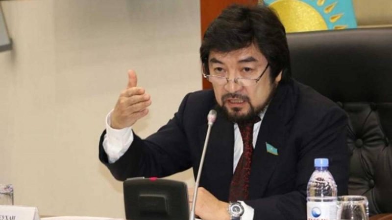 Бекболат Тілеухан "Борат 2" фильміне қатысты үндеу жариялады