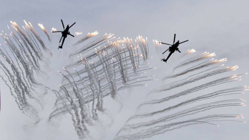 Дубайдағы көрмеге әлемнің 76 елі әуе техникасын ұсынды