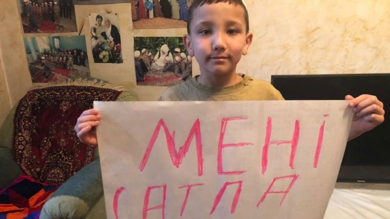 "Жетім балаларды шетелге сатуды тоқтатсын!": Әминә қажы қаракөздеріміздің шетел асып кетуіне қарсы шықты
Әминә қажы: Шетелде дені сау қара домалақтарымызды арам пиғылда пайдаланбауына кім кепіл?!