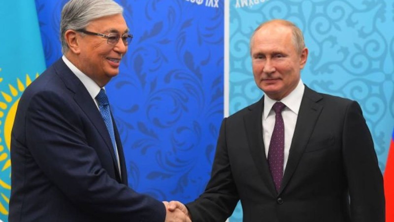 саясаттанушылар екі елдің қарым-қатынасы қалай дамитынын айтты