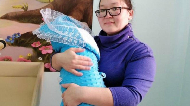 Ақмола облысында 637 грамм салмақпен туылған нәресте перзентханадан шықты - Қазақстан жаңалықтары