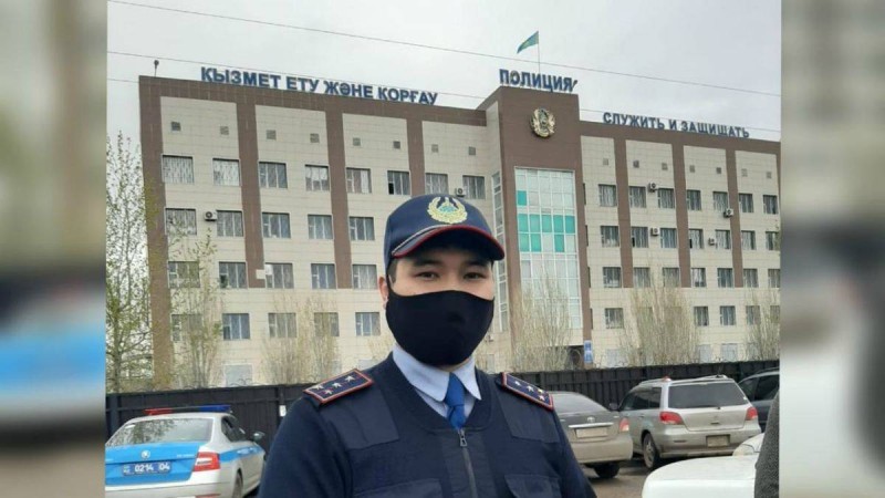 Ақтөбеде мұқтаж отбасының пәтерақысын төлеп берген полицей марапатталды - Қазақстан жаңалықтары