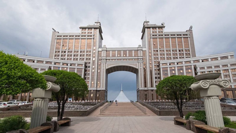 "ҚазМұнайГаз" компаниясы қызметкерлерін қысқартып жатыр